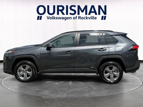 Used 2025 Toyota RAV4 XLE AWD/4WD image 3