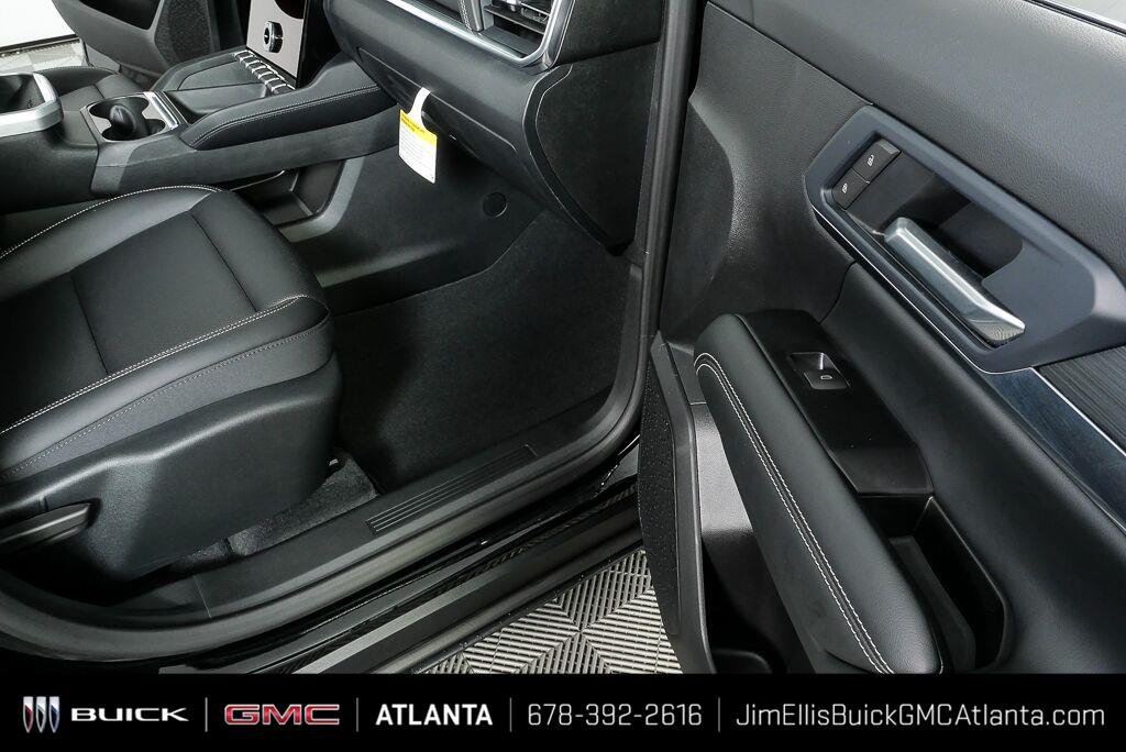 Used 2026 GMC Terrain Elevation w/ Elevation Premium Package FWD image 23