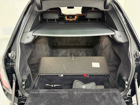 Used 2022 Rolls-Royce Cullinan image 37