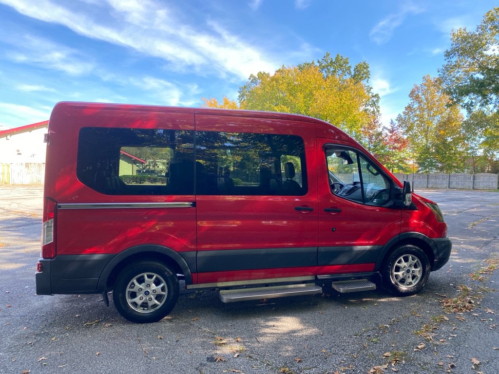 Used 2016 Ford Transit 150 XL RWD image 6