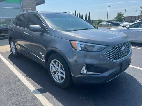 Used 2024 Ford Edge SEL w/ Convenience Package AWD/4WD image 2