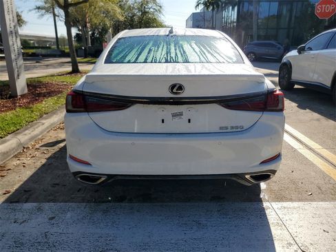 Used 2024 Lexus ES 350 F Sport w/ Accessory Package (Z2) image 5