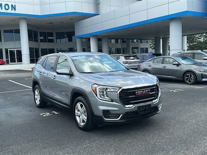 Used 2024 GMC Terrain SLE