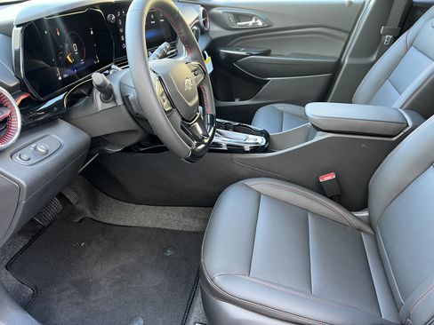 New 2026 Chevrolet Trax RS w/ Driver Confidence Package image 14