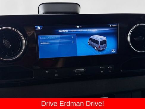 Used 2025 Mercedes-Benz Sprinter 2500 image 16