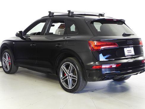 Used 2024 Audi Q5 e Premium Plus w/ Premium Plus Package image 9
