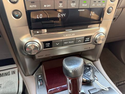 Used 2017 Lexus GX 460 Premium AWD/4WD image 32