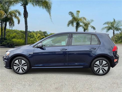 Used 2016 Volkswagen e-Golf SEL Premium w/ Driver Assistance Package FWD image 2