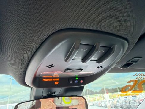 Used 2026 Chevrolet Trax RS w/ Sunroof Package FWD image 22