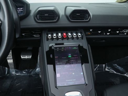 Used 2023 Lamborghini Huracan EVO image 31