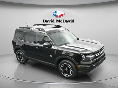 Used 2023 Ford Bronco Sport Outer Banks w/ Tech Package AWD/4WD image 36