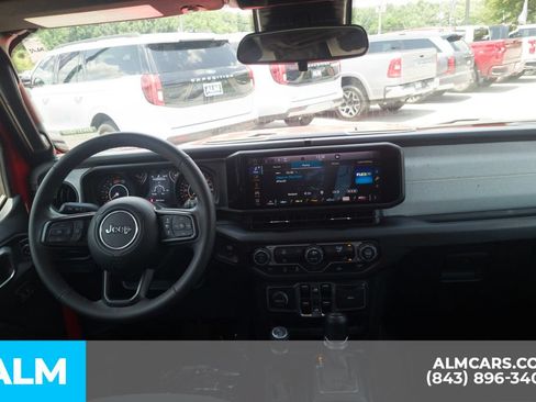 Used 2025 Jeep Wrangler Unlimited Sport AWD/4WD image 20