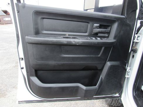 Used 2022 RAM 3500 Tradesman w/ Chrome Appearance Group AWD/4WD image 34