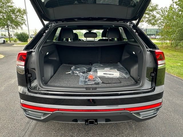 New 2026 Volkswagen Atlas Cross Sport SE AWD/4WD image 15