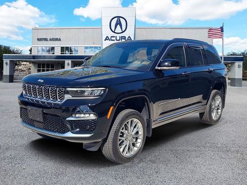 Used 2025 Jeep Grand Cherokee Summit image 1