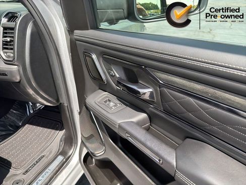 Used 2025 RAM 1500 Limited AWD/4WD image 48