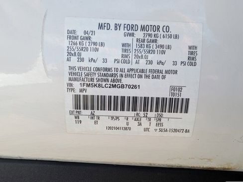 Used 2021 Ford Explorer King Ranch w/ Premium Technology Package image 32