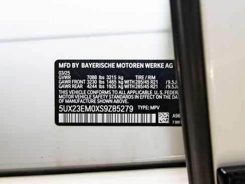 Used 2025 BMW X7 xDrive40i w/ M Sport Package AWD/4WD image 24