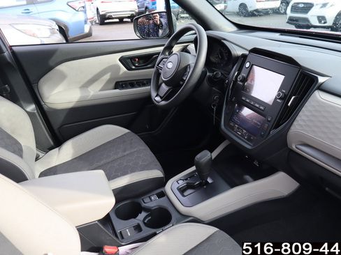 Used 2025 Subaru Forester image 8