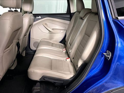 Used 2017 Ford Escape SE w/ SE Leather Comfort Package AWD/4WD image 3