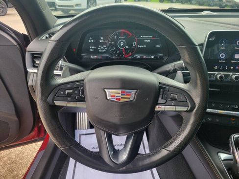 Used 2021 Cadillac CT4 V w/ Technology Package RWD image 18