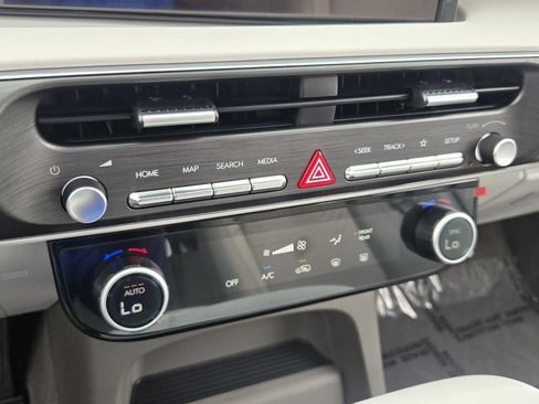 Certified 2026 Hyundai Palisade SE FWD image 22
