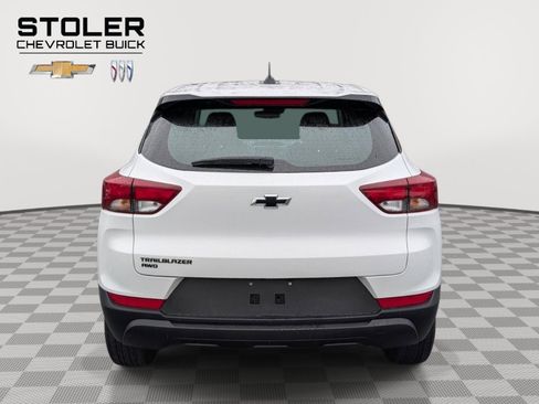 Used 2023 Chevrolet TrailBlazer LS AWD/4WD image 4