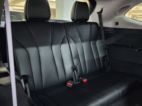 Used 2023 Acura MDX SH-AWD w/ Advance Package image 23