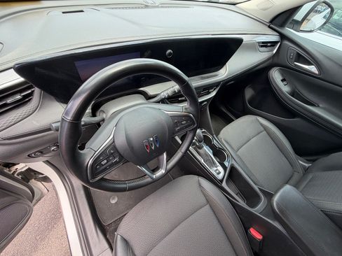 Used 2024 Buick Encore GX Preferred w/ Comfort Package FWD image 6