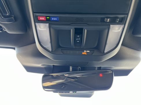 Used 2025 Subaru Forester Sport w/ Popular Package #1 image 30