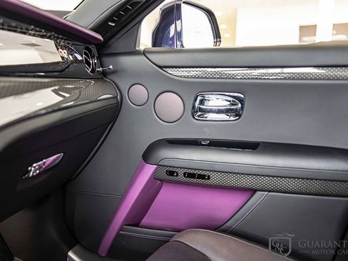 Used 2024 Rolls-Royce Ghost Black Badge image 40