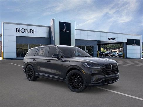 New 2026 Lincoln Aviator Reserve w/ Jet Appearance Package image 7