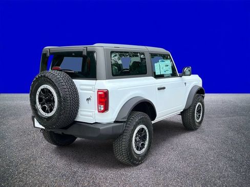 New 2026 Ford Bronco 2-Door w/ Sasquatch Package AWD/4WD image 3