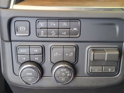 New 2026 Chevrolet Tahoe High Country image 27