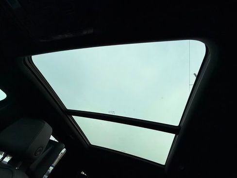 Used 2021 GMC Yukon Denali w/ Denali Ultimate Package image 24