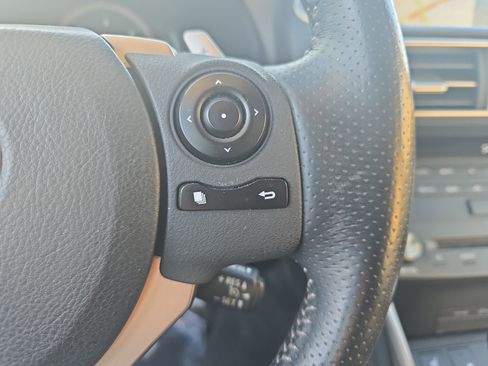 Used 2015 Lexus IS 250 AWD image 18