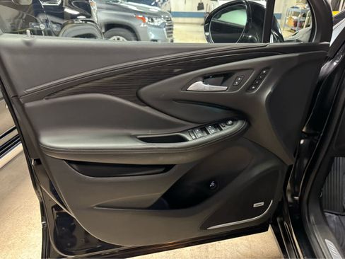 Used 2017 Buick Envision Premium w/ Driver Confidence Package image 16