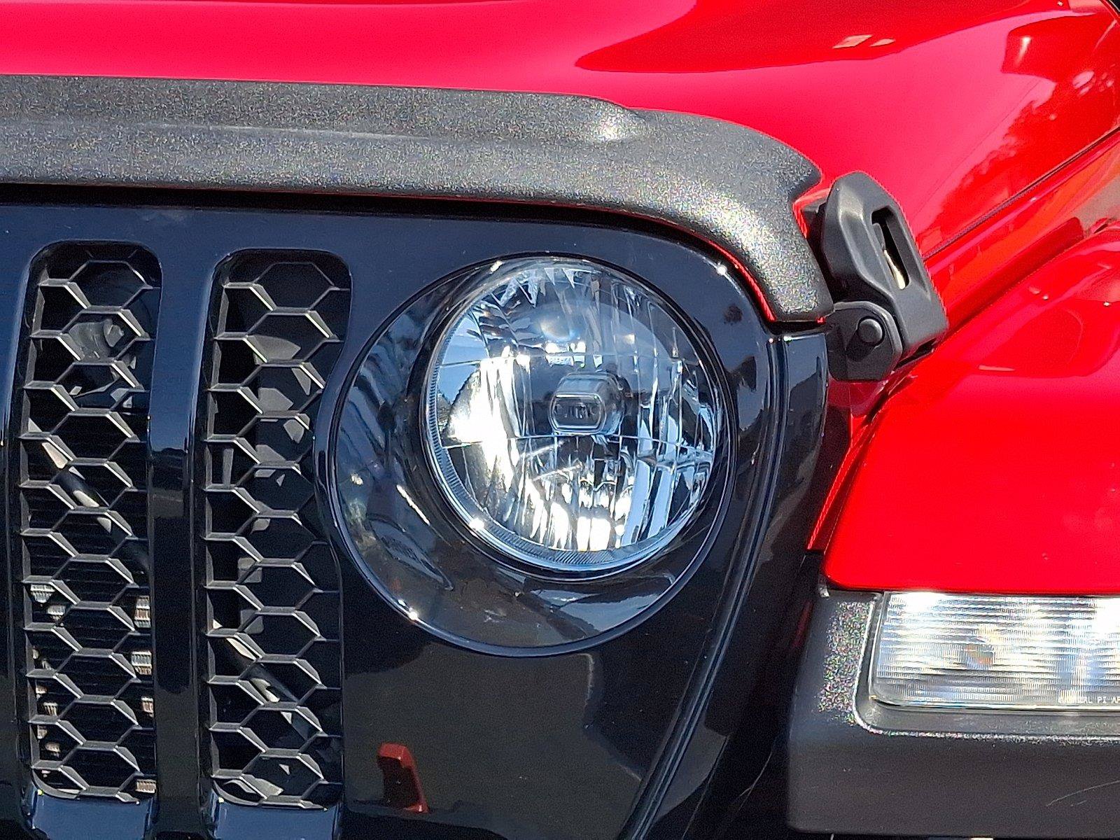 Used 2021 Jeep Gladiator Sport AWD/4WD image 26