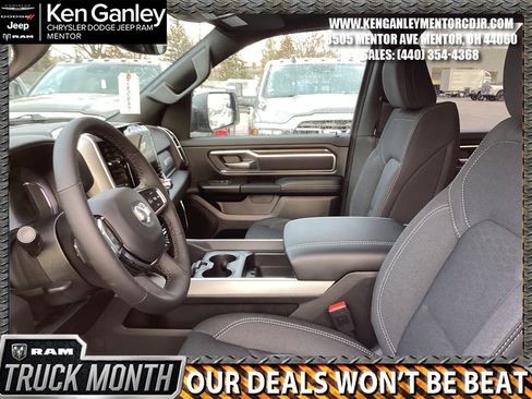 New 2026 RAM 1500 4x4 Crew Cab image 14