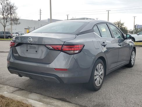 Certified 2023 Nissan Sentra S image 5
