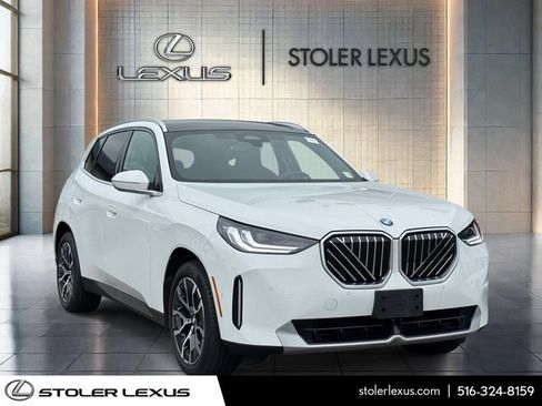 Used 2025 BMW X3 xDrive30i AWD/4WD image 1