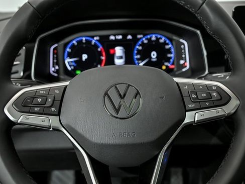 New 2025 Volkswagen Jetta SEL image 12