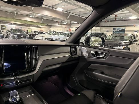 Certified 2023 Volvo XC60 T8 Polestar AWD/4WD image 24