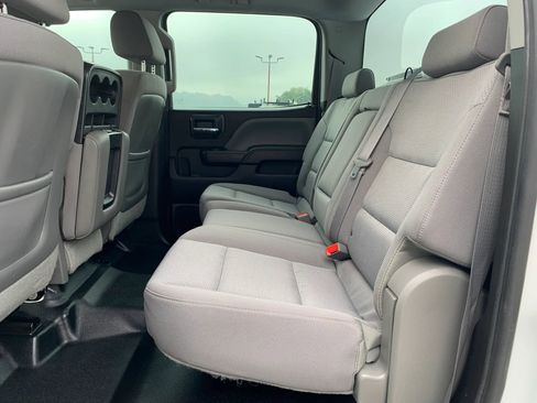 Used 2015 Chevrolet Silverado 3500 W/T w/ WT Convenience Package AWD/4WD image 26