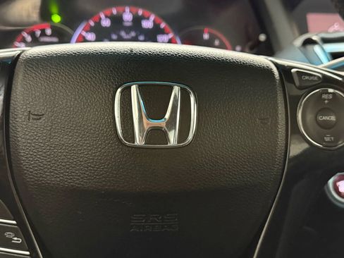 Used 2017 Honda Accord EX-L image 20