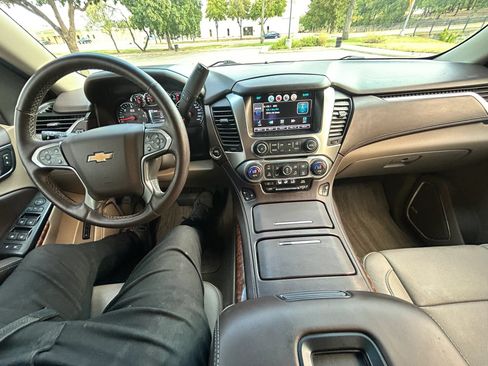 Used 2015 Chevrolet Tahoe LTZ RWD image 18