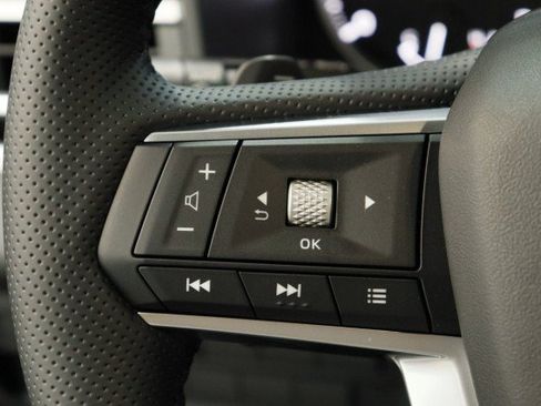 New 2026 Mitsubishi Outlander LE FWD image 9