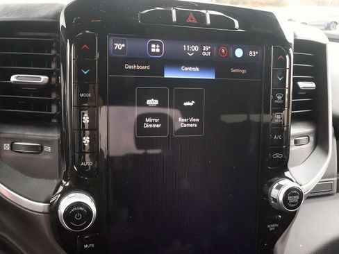 Used 2024 RAM 2500 Big Horn w/ Sport Appearance Package image 29