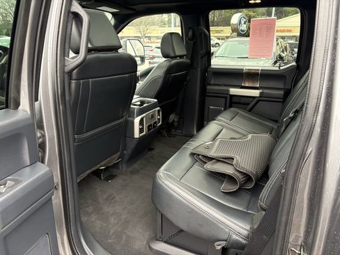 Used 2022 Ford F250 Lariat w/ Lariat Ultimate Package image 11