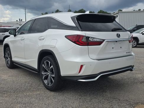 Used 2021 Lexus RX 350L FWD w/ Premium Package image 3